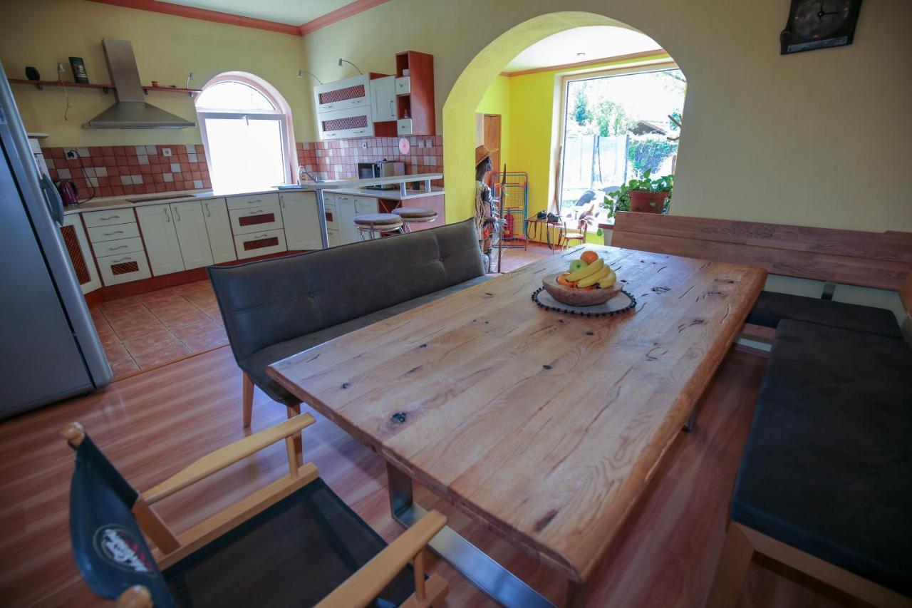 Villa Ametyst Štúrovo Eksteriør bilde