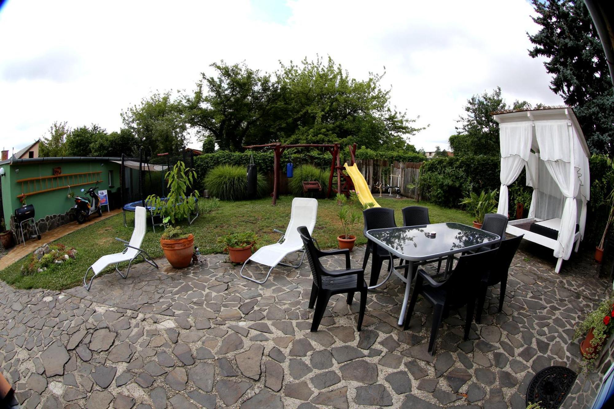Villa Ametyst Štúrovo Eksteriør bilde
